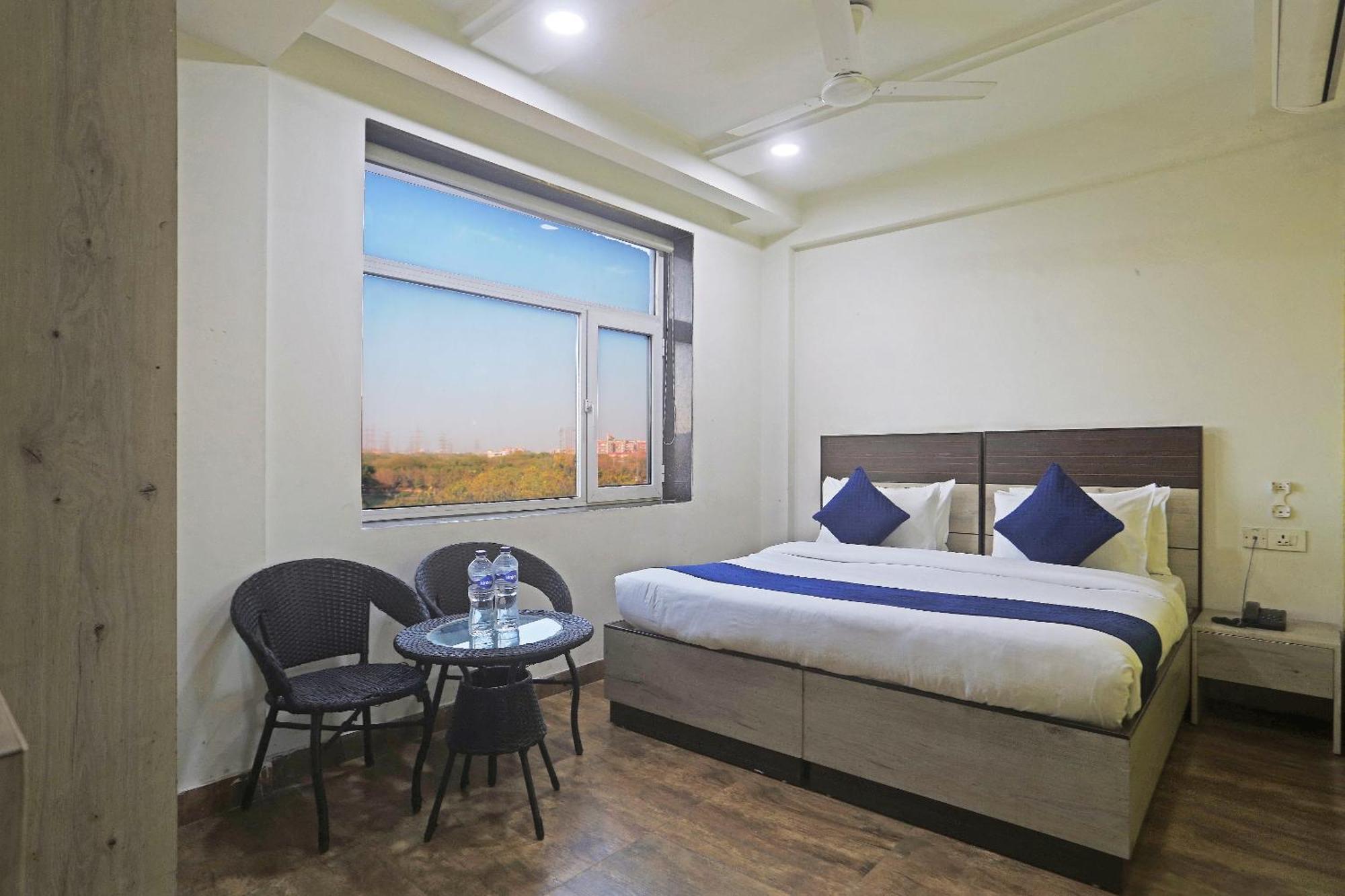 Hotel Aerostar Gold - Opposite Max Healthcare Delhi  Eksteriør bilde