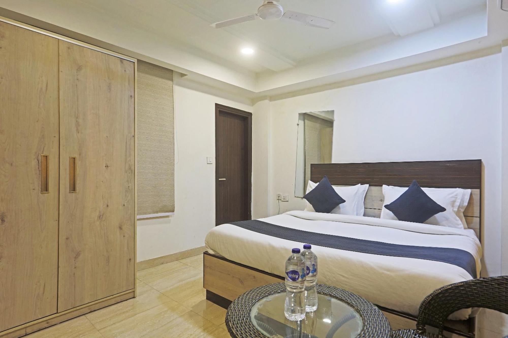 Hotel Aerostar Gold - Opposite Max Healthcare Delhi  Eksteriør bilde